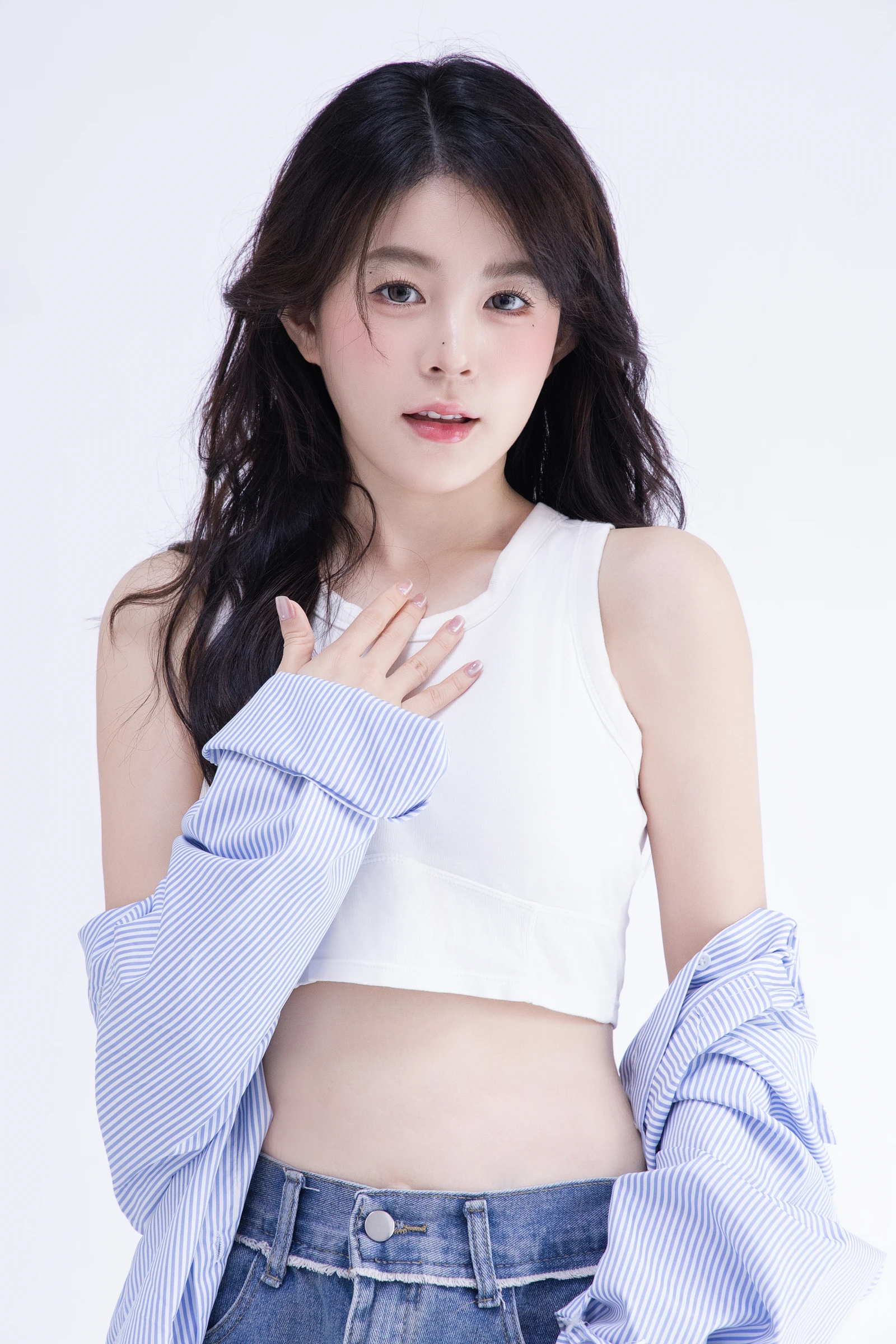 [YITUYU]艺图语-2024.10.19-白开水-裸心心-[24P-307MB]-2.webp